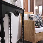 Mama Babylon Πανσιόν 3*